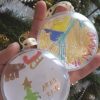 Atelier De Noël Pour Les Enfants : Des Boules intérieur Boule De Noel À Décorer