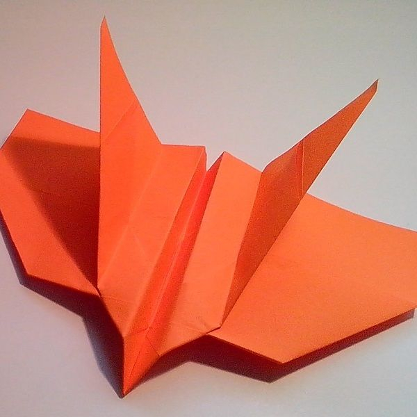 Avion Origami Boomerang : Tutoriel Vidéo | Origami pour Comment Faire Un Avion De Chasse En Papier Qui Vole
