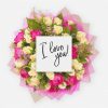 Bouquet De Fleurs Fraîches Et Carte Avec Des Mots Merci avec Je T Aime Avec Des Fleurs