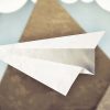Comment Faire Un Avion En Papier Qui Vole Très Bien intérieur Faire Un Avion En Papier Qui Vole Longtemps