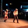 Le Cowboy &quot;Erick Marchello&quot; Fait Son Show À La Fête De La dedans Cowboy Musique