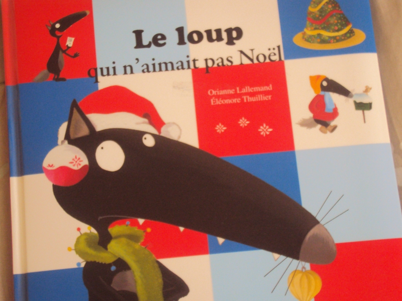 Le Loup Qui N'Aimait Pas Noël - Le Petit Train Des Livres dedans Le Loup Qui Voulait Manger Le Père Noel