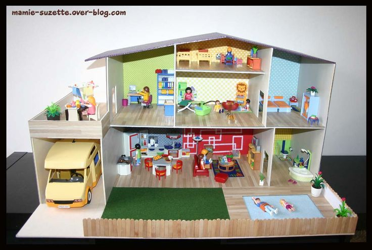 Maison Playmobil Fait Main En Cartonnage | Maison concernant Fabriquer Une Maison De Barbie En Carton