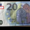 Méfions Nous : De Faux Billets De 20 Euros Circulent Un à Billet Euro A Imprimer