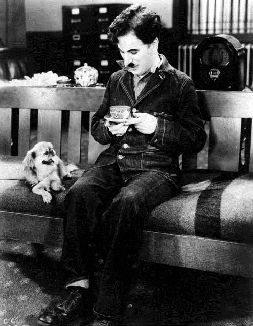 Photo De Charles Chaplin - Les Temps Modernes : Photo à Les Temps Modernes De Charlie Chaplin
