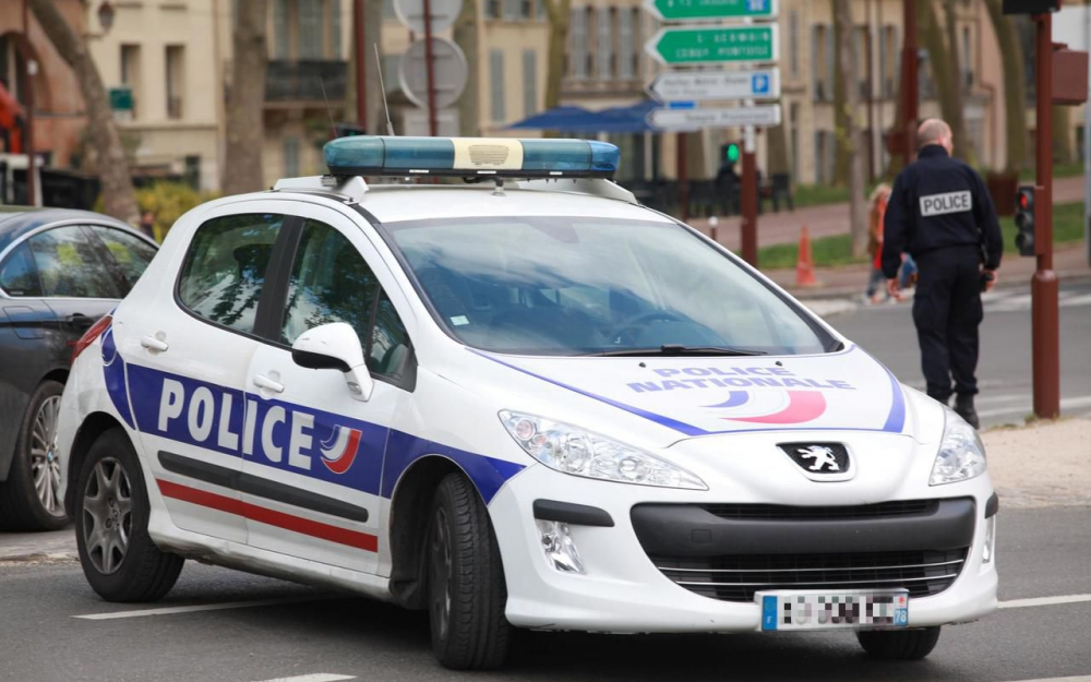 Seine-Saint-Denis : Ivre, Il Tire Au Fusil De Chasse Dans encequiconcerne Ivre Mots Fleches