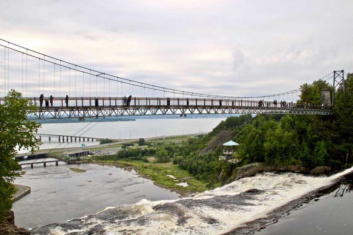 Visiter Le Parc De La Chute Montmorency En Été - Planete3W dedans Le Point De Chute