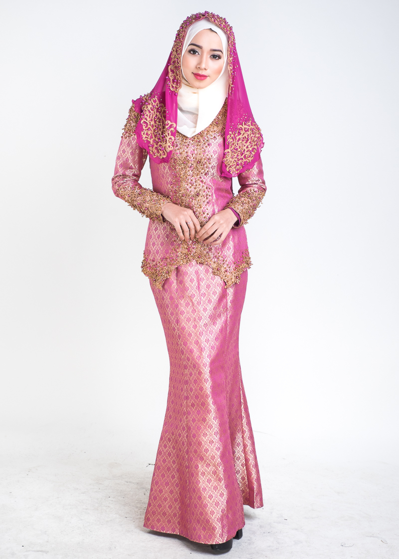 Baju Kurung Moden Nikah Salomah Pink pour Baju Kurung Moden