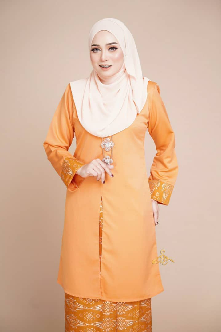 Baju Kurung Moden Songket Raya 2019 Rihana Yellow 2 tout Baju Kurung Moden