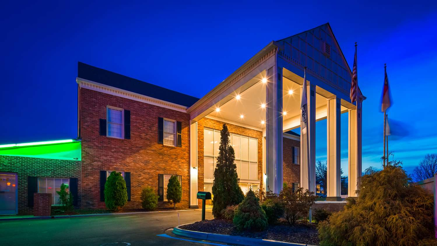 Best Western Inn Hendersonville, Nc - See Discounts dedans Carpet Cleaning Hendersonville Nc