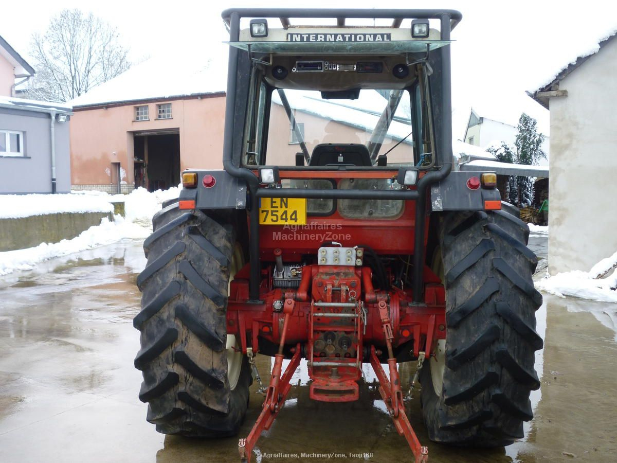 Case Ih 1055 - Agriaffaires | Case Ih, Tracteur, Tracteur avec Agriaffaires