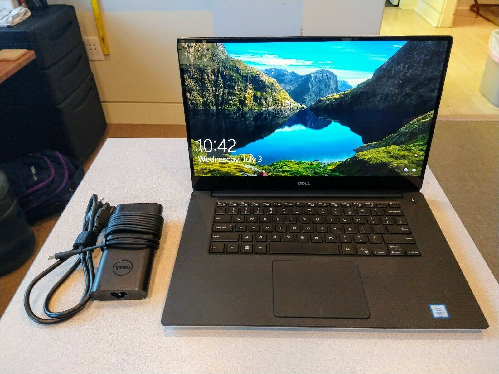 Dell Xps 15 9560 15.6In, 512Gb, Intel I7-7700Hq, 3.5Ghz serapportantà Dell Xps 15