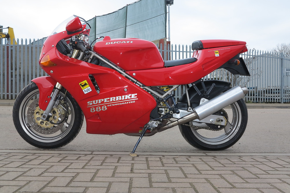 Ducati 888 Strada 1994: Sold. intérieur (888)-908-7930