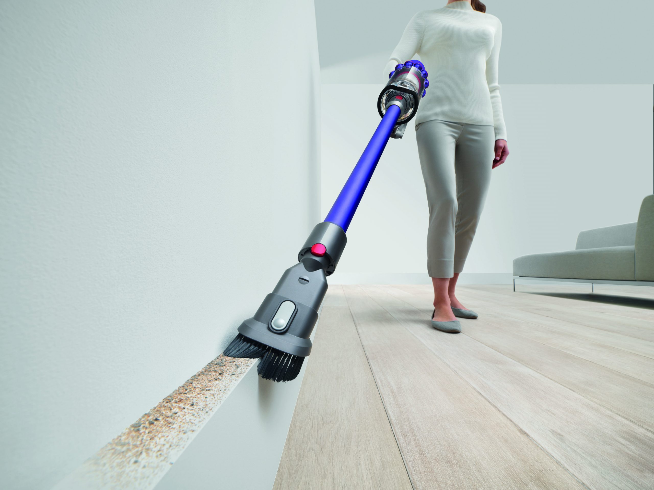 Dyson Cyclone V10 Animal Cordless Vacuum - Refurbished - 1 encequiconcerne Dyson Refurbished