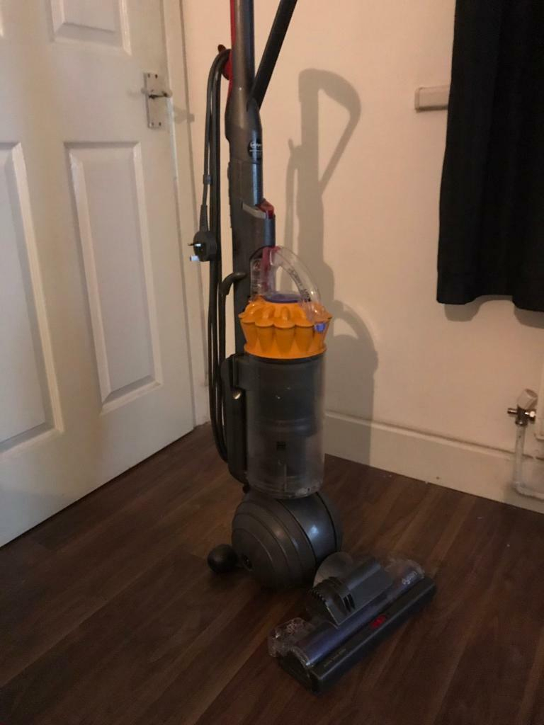 Dyson Dc40 Refurbished | In Chesterfield, Derbyshire | Gumtree avec Dyson Refurbished