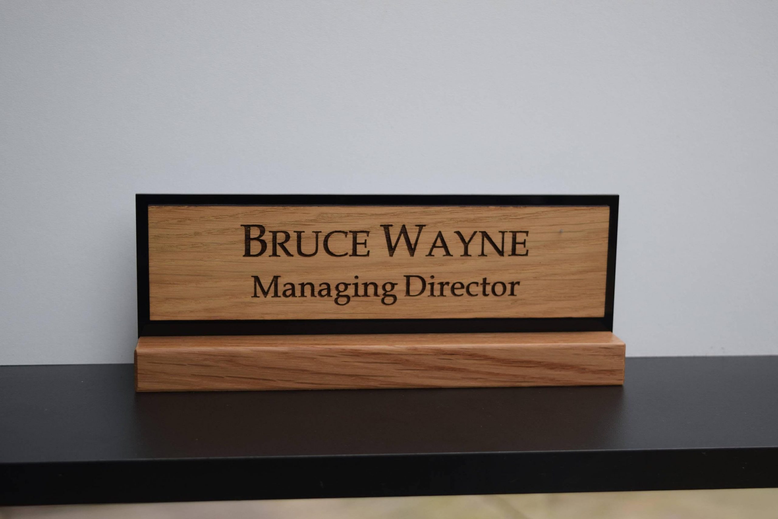 Executive Personalised Desk Solid Oak Base Name Plate tout Customized Solid Wood Plates