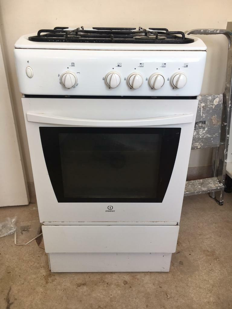 Indesit Gas Cooker With Gas Oven | In Southampton destiné Indesit Oven