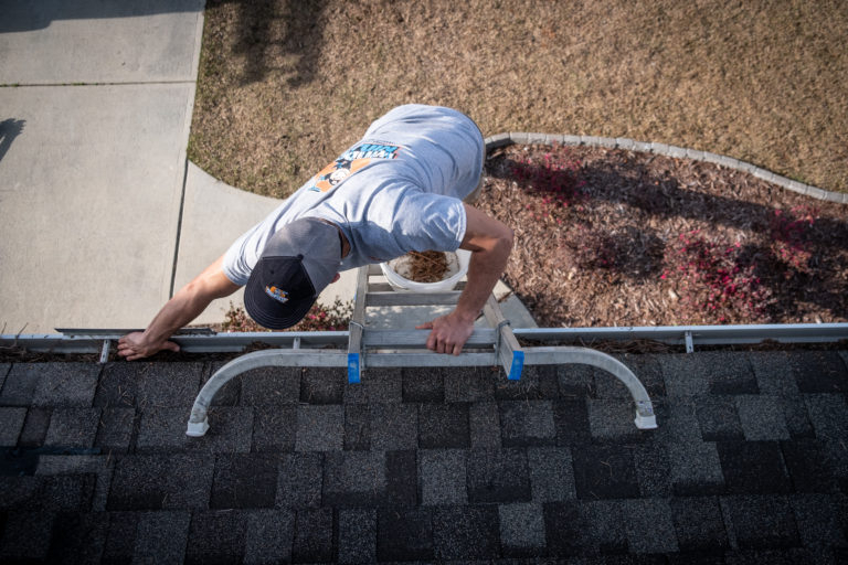 Nashville Tn Gutter Cleaning | Spotless Gutters | Window intérieur Gutter Cleaning Charleston Sc