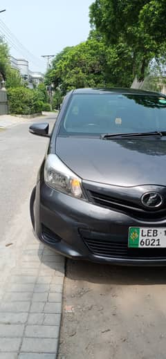 Vitz 2011 - Toyota Cars For Sale In Lahore | Olx.pk à Olx Lahore