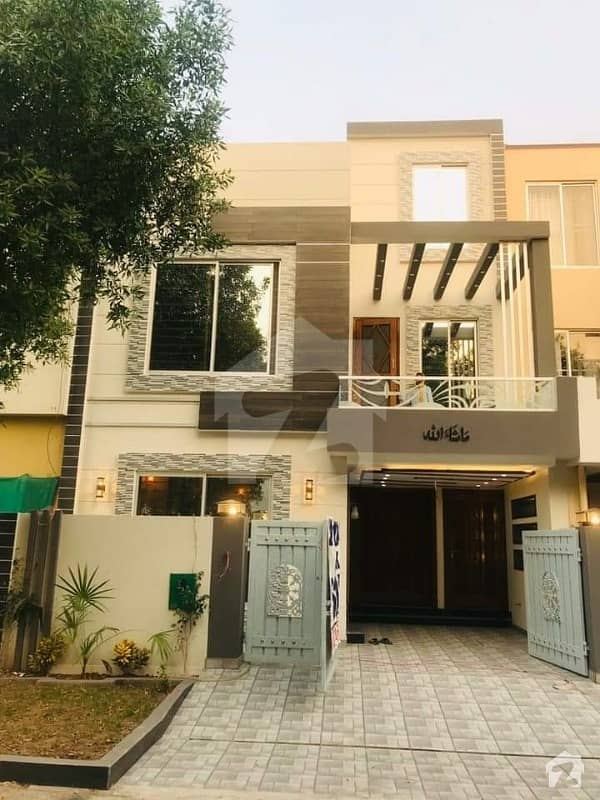 5 Marla House For Sale At Bahria Town Lahore Nearby pour House For Sale In Lahore