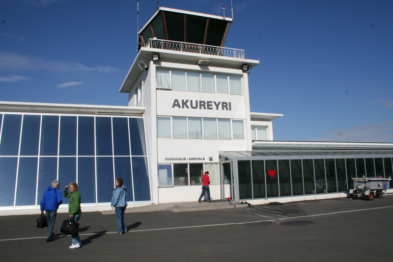 Akureyri International Airport: Daily Flights To Reykjavik serapportantà Flights To Akureyri