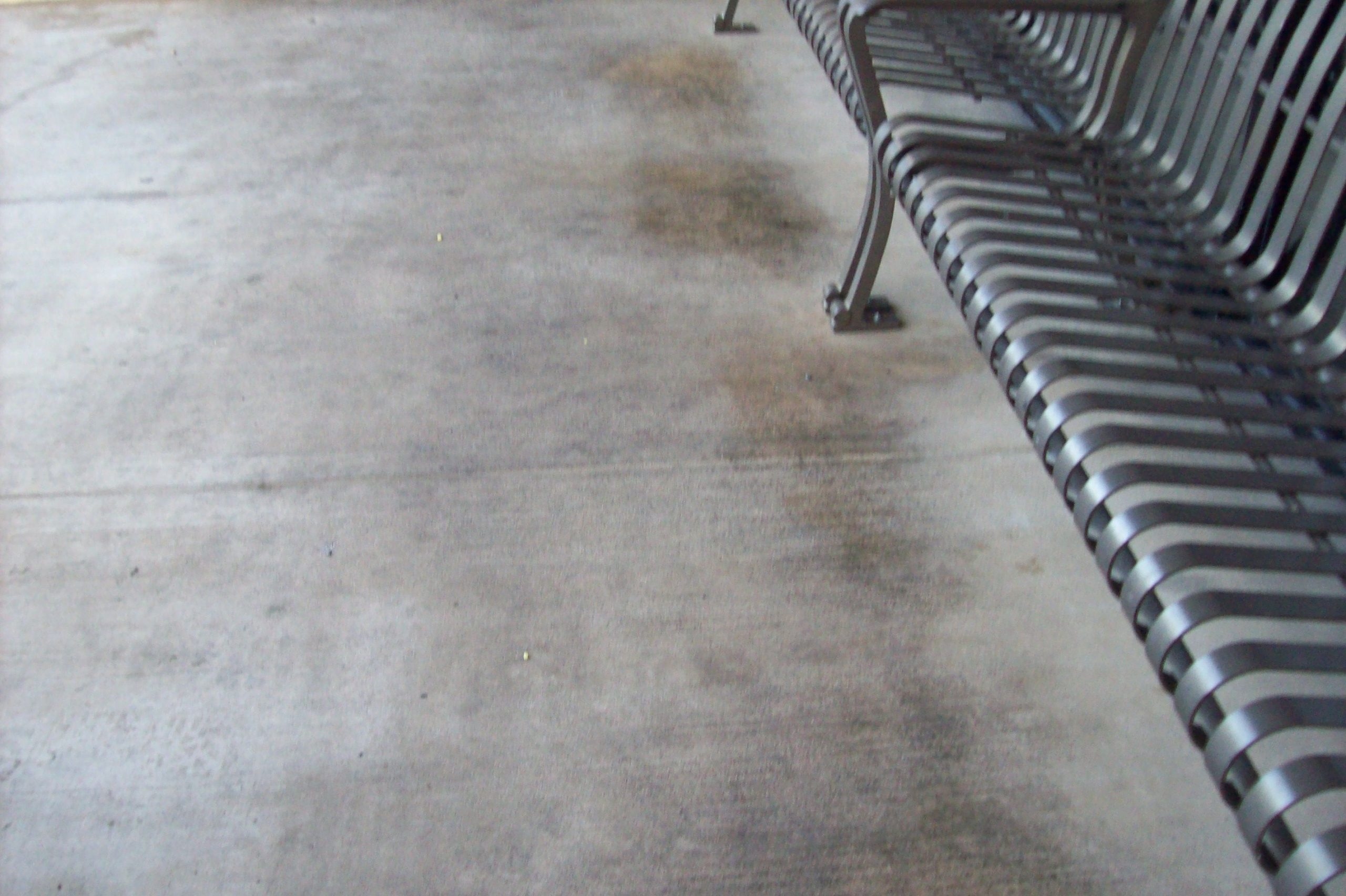 Before And After Pictures Of A Pressure Washing Job At An à Power Washing Cost Orlando Fl