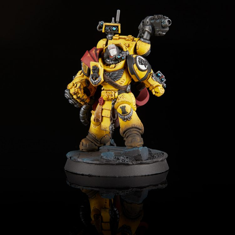 Codex Supplement: Imperial Fists - The Goonhammer Review destiné Imperial Fist Codex