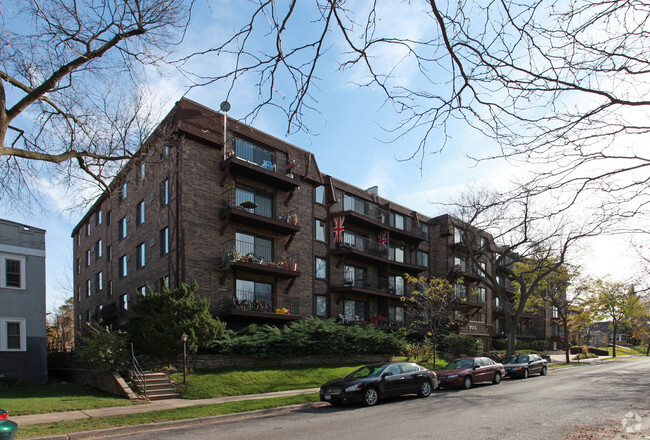 Dupont Avenue Apartments 3513 Rentals - Minneapolis, Mn serapportantà Recurring Cleaning Minneapolis Minnesota