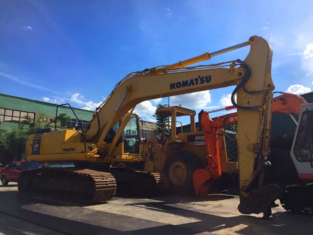 Excavator Komatsu Pc210-7 - For Rent And For Sale avec Komatsu Pc210 Tracked Excavator