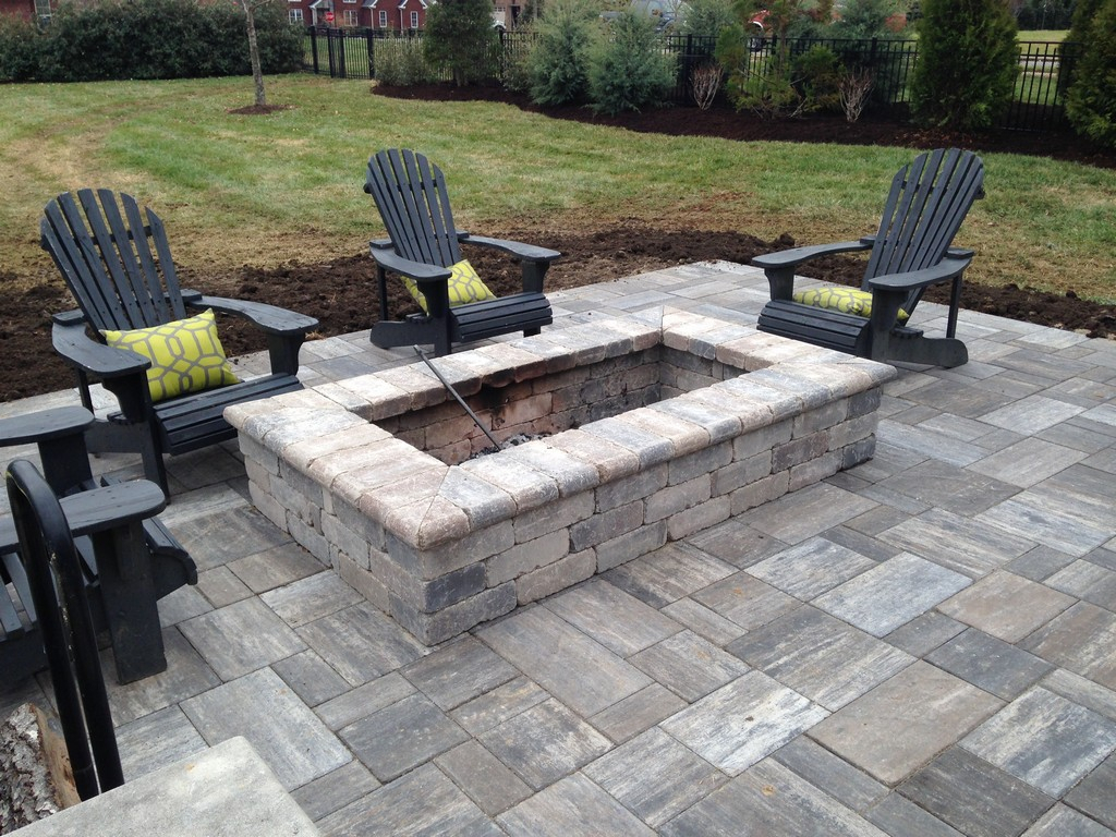 Fire Pits And Fireplaces intérieur Patio Pavers Hendersonville Nc