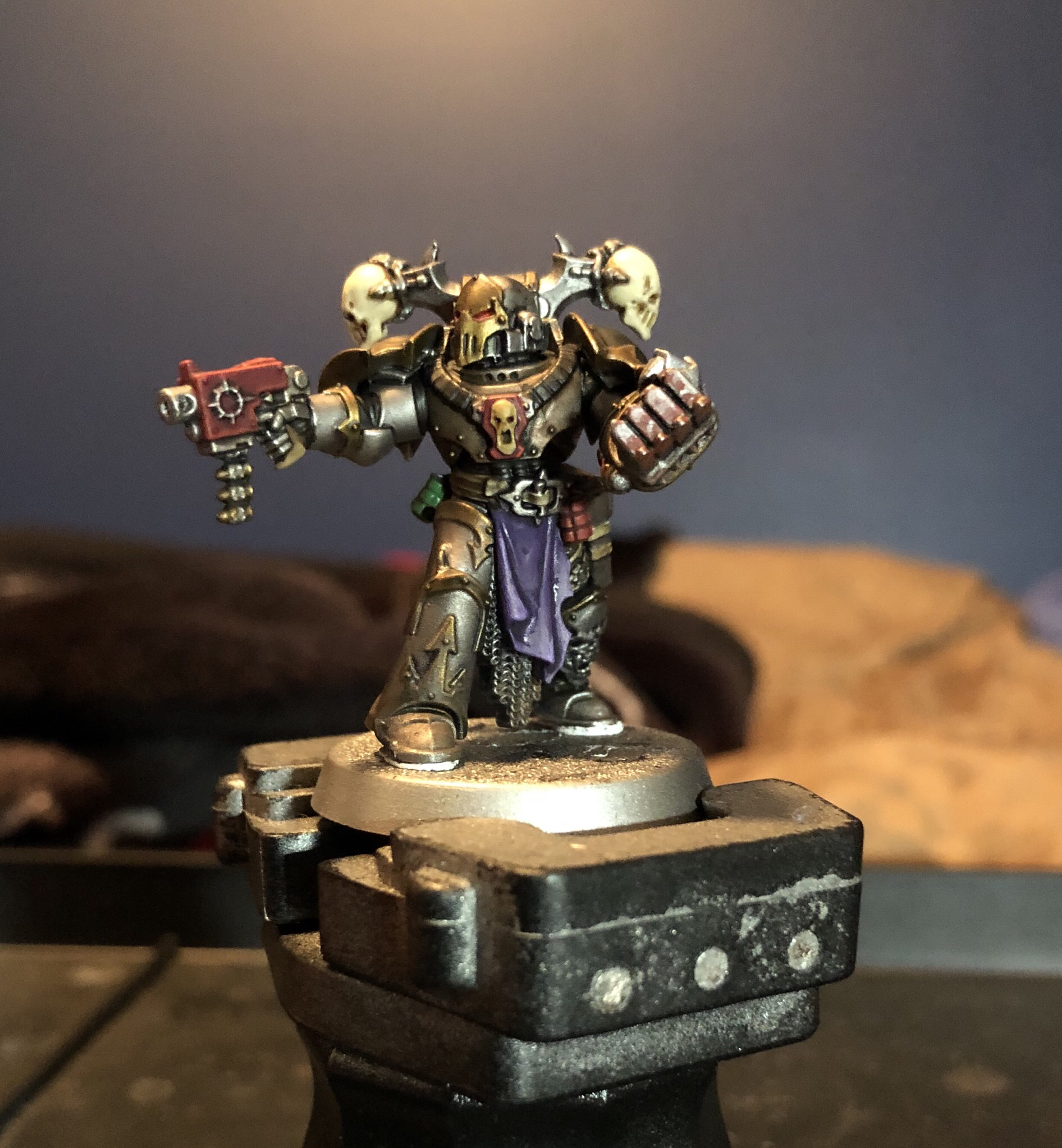 &quot;Imperial Fists Are No Match For My Power Fist serapportantà Imperial Fist Codex
