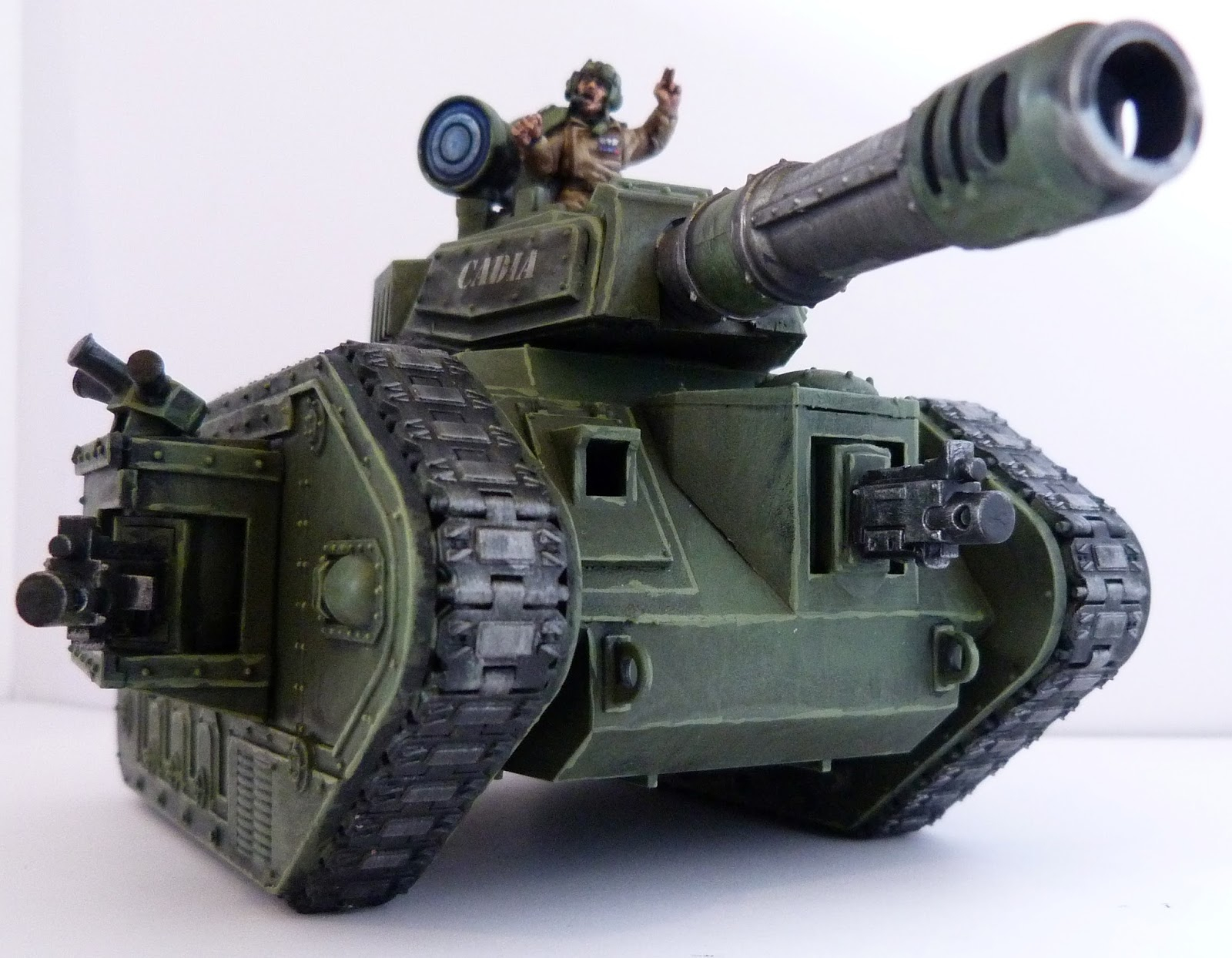 Khaki Drab: Leman Russ Battle Tank destiné Leman Russ 40K