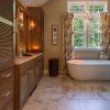 Master Bathroom - Seacoast, Nh - Transitional - Bathroom à Carpet Cleaner Mandeville