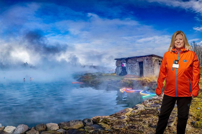 Secret Lagoon, Buffet, Northern Lights Tour From Reykjavik pour Reykjavik Excursions Northern Lights Tour