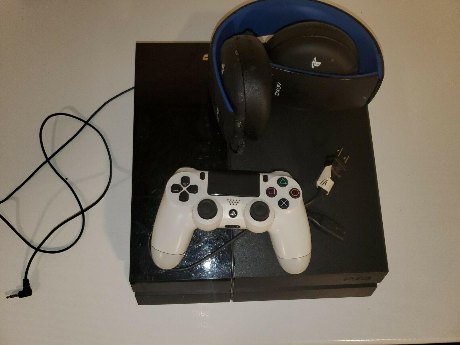 Used Ps4 Console 500Gb W/ Controller And Headset - True Median pour Ps4 Refurbished