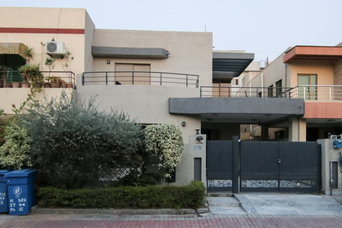 10 Marla House For Sale In Bahria Town Phase 2, Islamabad dedans House For Sale In Bahria Town Lahore