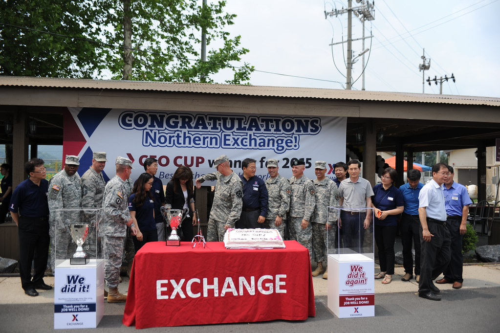 Aafes Area I Exchange Takes Top Award | On Camp Casey June serapportantà Aafes Jobs