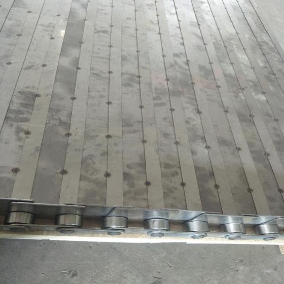 Metal Chain Plate Slat Steel Hinged Conveyor Belt For Food avec Stainless Steel Metal Chain Plate Conveyor Belt Manufacturer