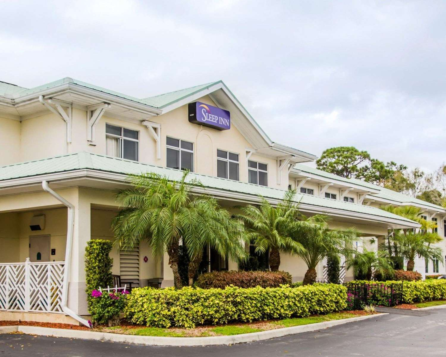 Sleep Inn Pga Village Port St Lucie, Fl - See Discounts serapportantà Exterior Painters The Villages Fl