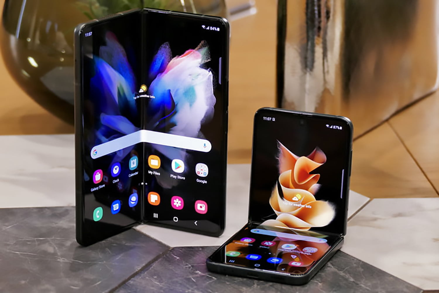 48 Hours With The Samsung Galaxy Z Fold 3 And Z Flip 3 encequiconcerne Z Fold 3 Dessin,