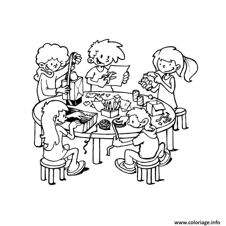 Coloriage Rentree Maternelle Bricolage Enfants Dessin avec Coloriage Enfance,