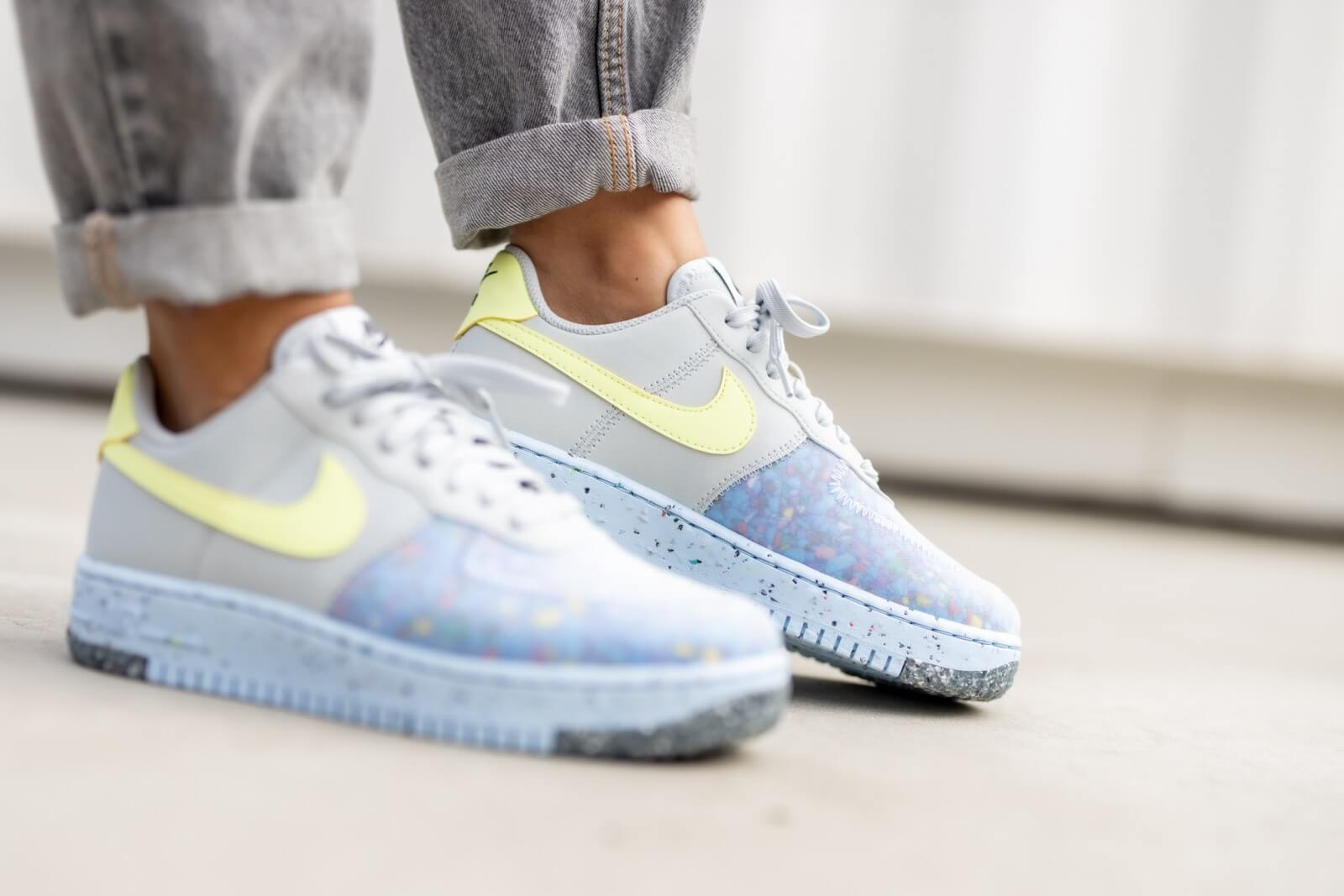 Nike Women&amp;#039;S Air Force 1 Crater Pure Platinum/Barely Volt concernant Air Force 1 Coloriage