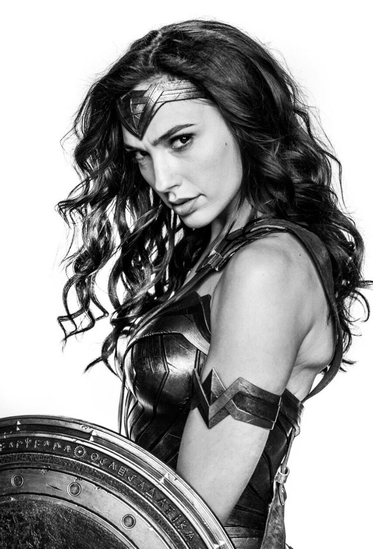 Pin By Melkior On Portrait Inspiration | Wonder Woman à Dessin Wonder Woman,