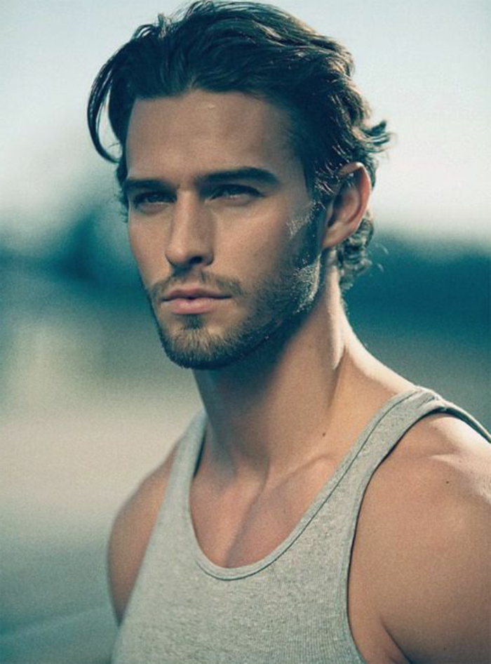 63 Astuces Pour Les Hommes Aux Cheveux Frisés. Les Coiffures De 2021! serapportantà Coupe Homme Cheveux Frisés