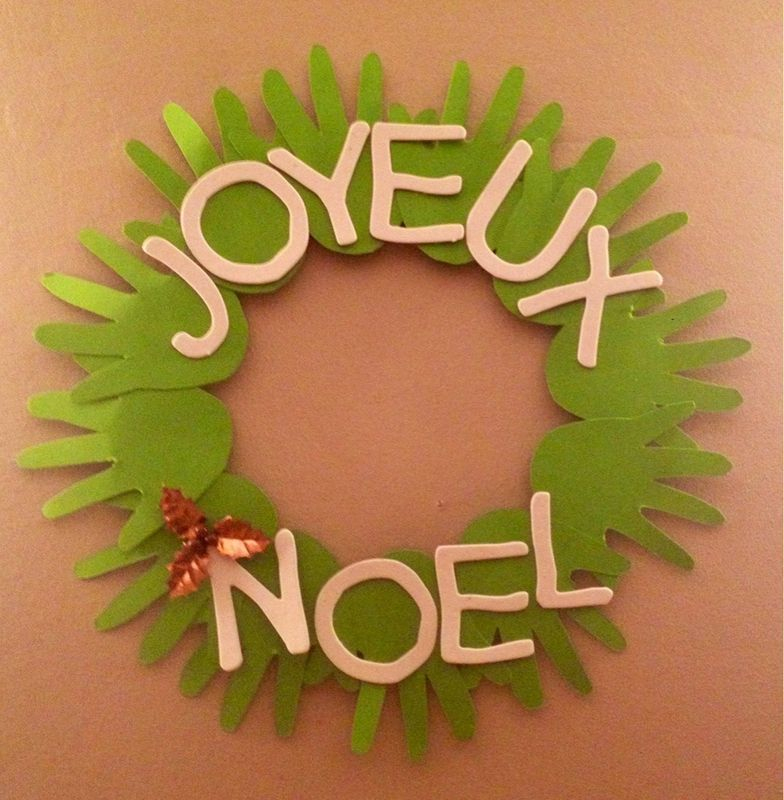 Activité De Noël : Une Jolie Couronne - Mary Et Ses Princes | Deco Noel à Activite Noel Bebe