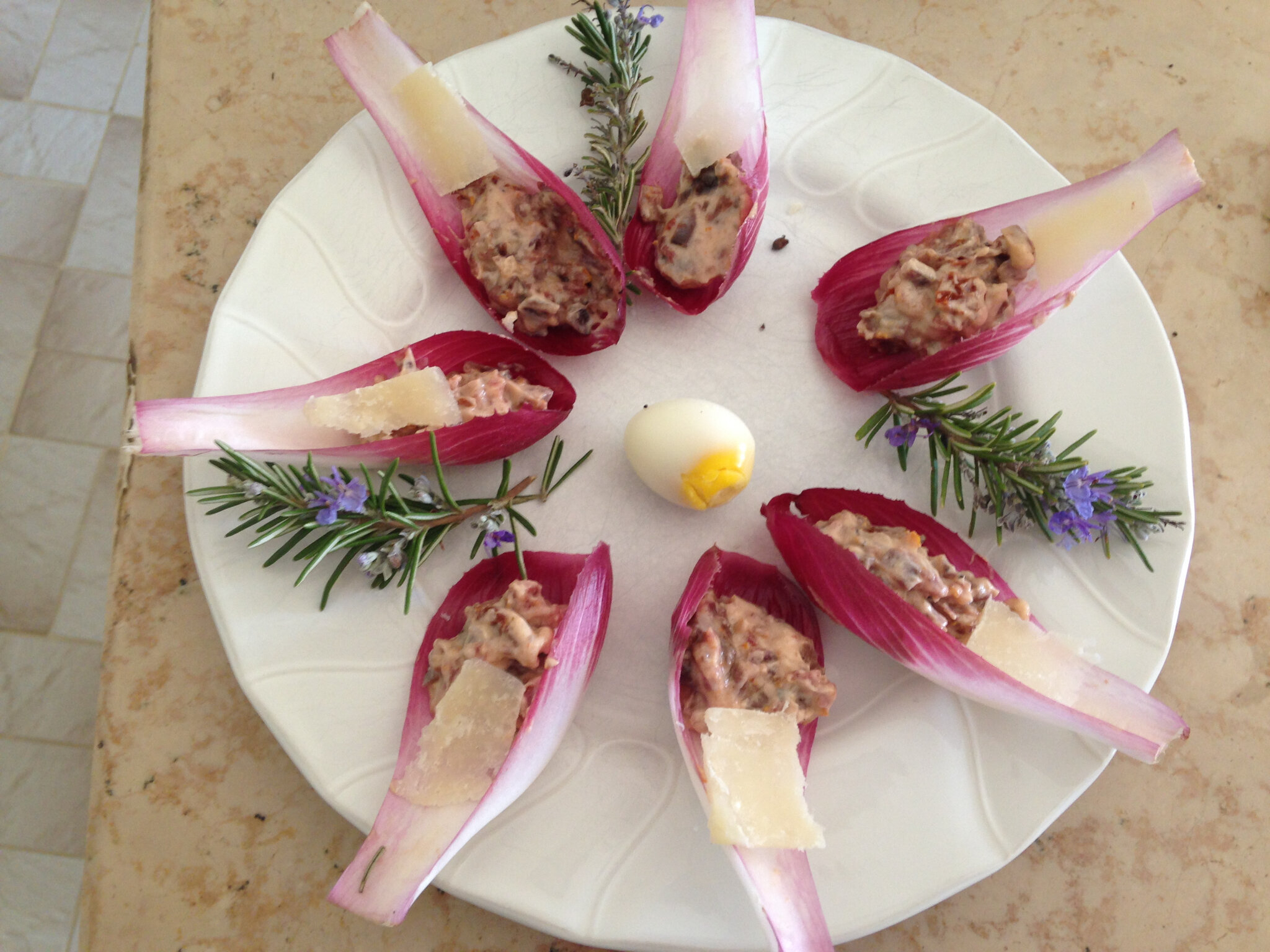 Apéritif Léger À L'Endive - La Cuisine De Mamie Tho concernant Endive Apero Boursin