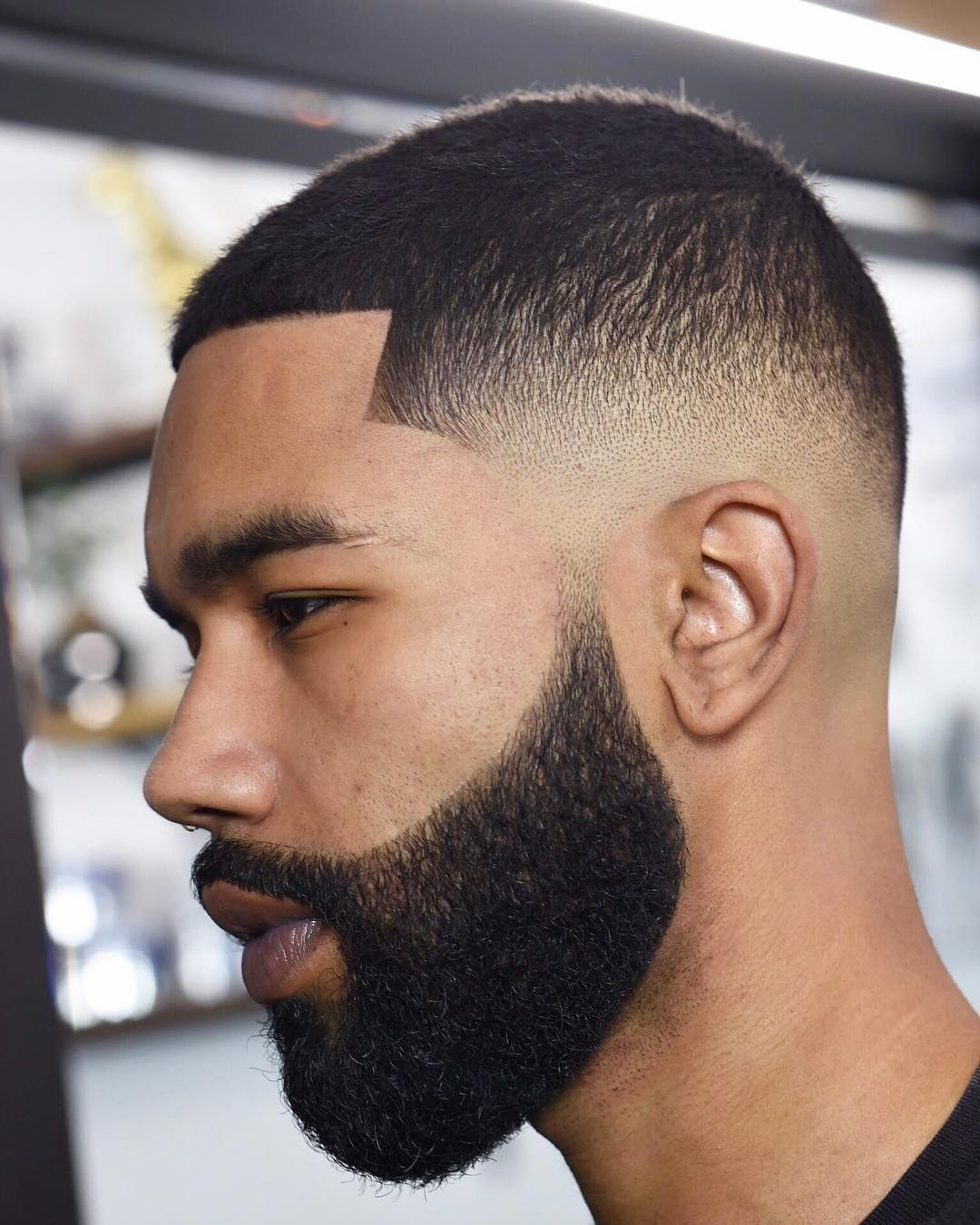 #Bestmenshairstyles | Mens Haircuts Fade, Fade Haircut With Beard concernant Coupe Afro Homme Court