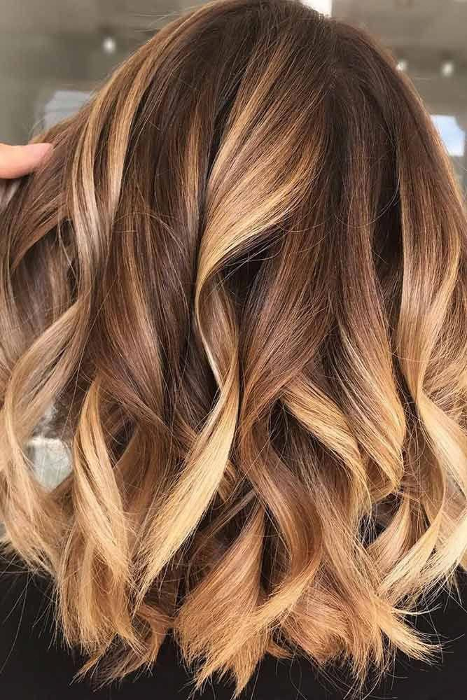Caramel &amp; Honey Ends #Blondehair #Honeyblonde ️ Want To Pull Off concernant Meche Blond Sur Chatain