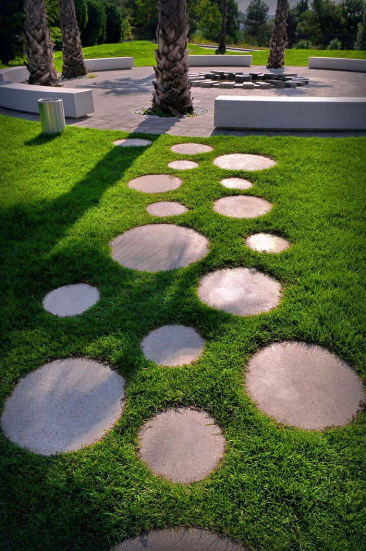 Chemin De Jardin En Pas Japonais -10 Idées D'Aménagement Contemporain avec Pas Japonais Original