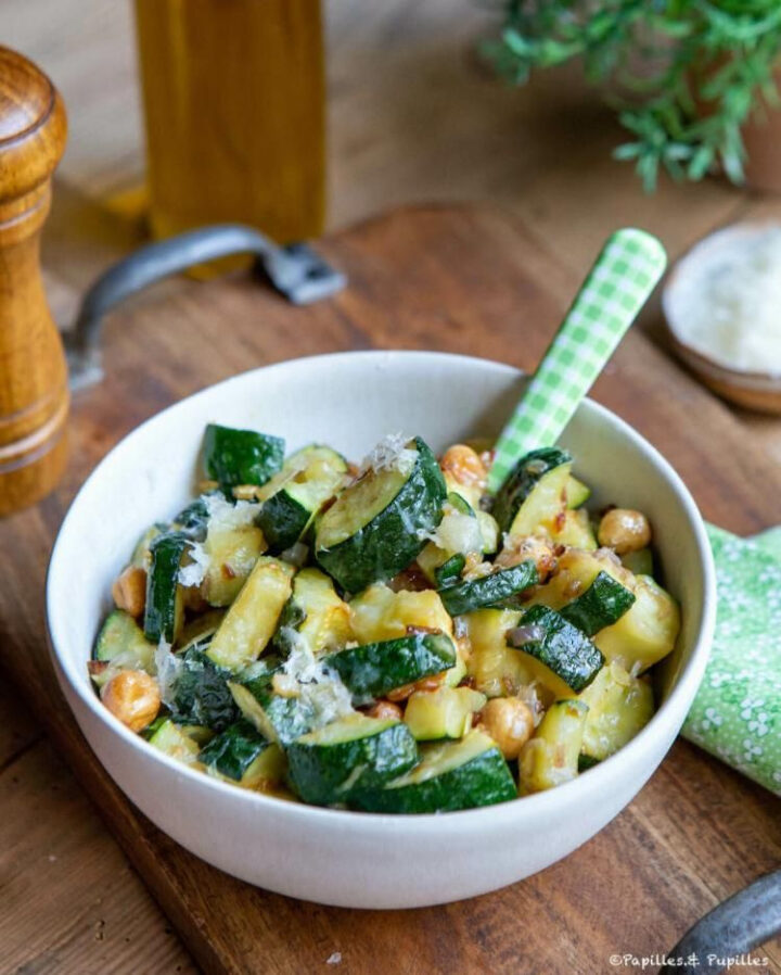 Courgettes Sautées À L'Ail Et Au Parmesan | Recette En 2020 pour Recette Courgette Healthy